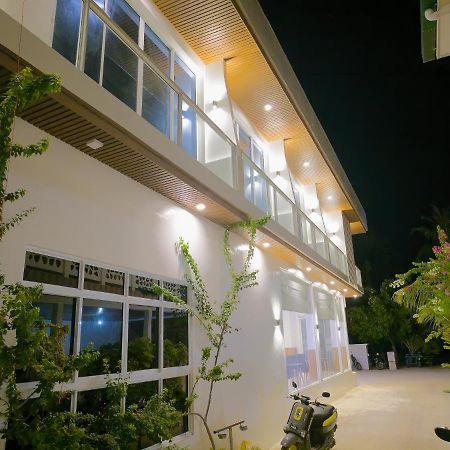 Arora View Hotel Maafushi Exterior photo