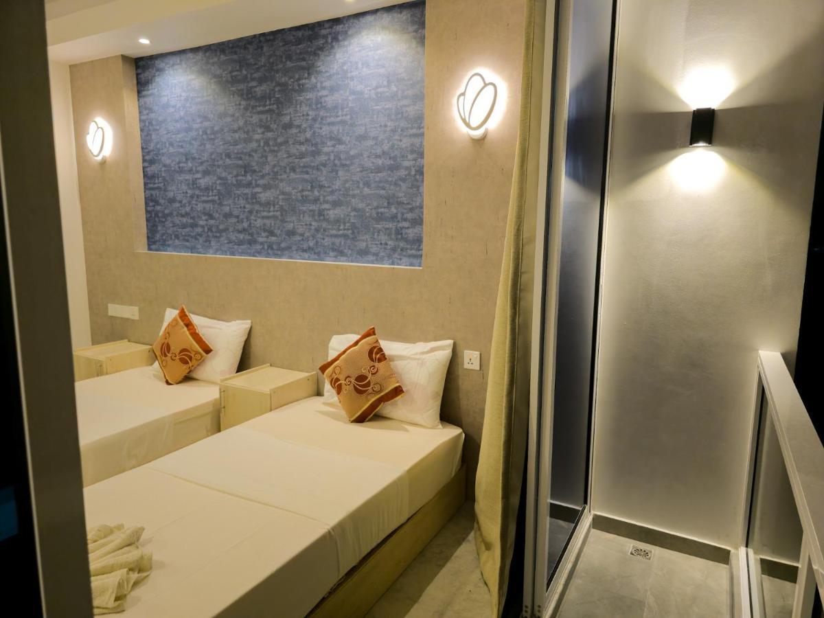 Arora View Hotel Maafushi Exterior photo