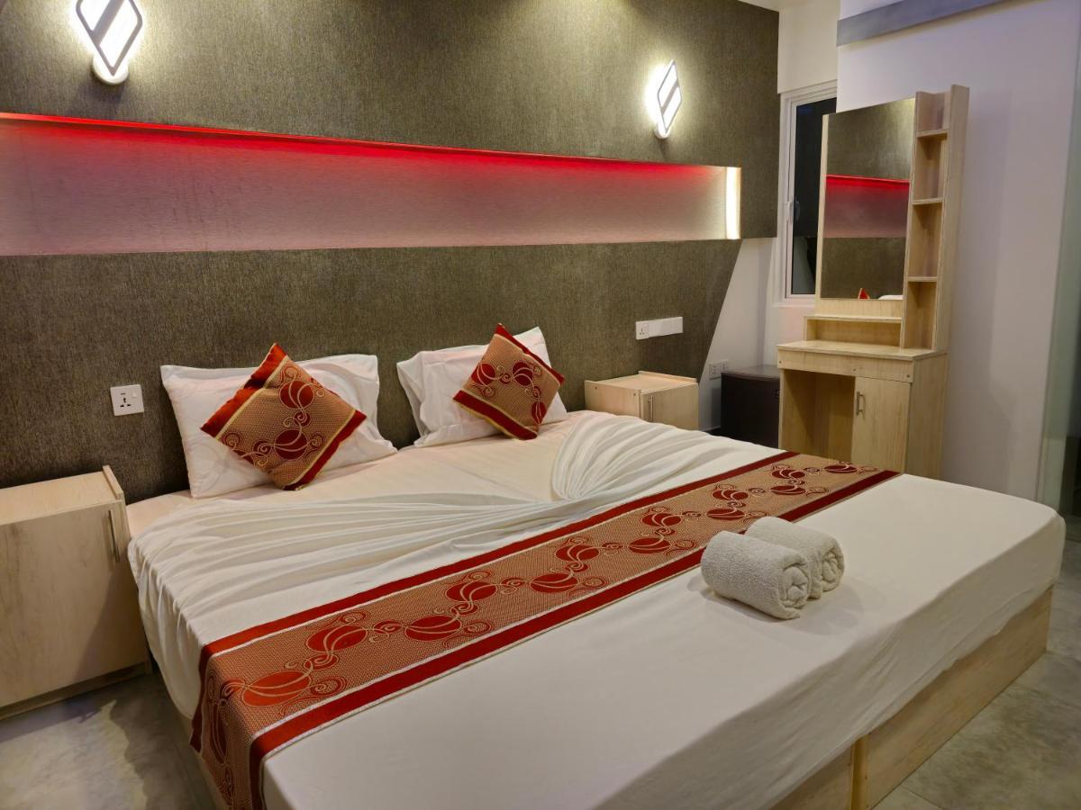 Arora View Hotel Maafushi Exterior photo