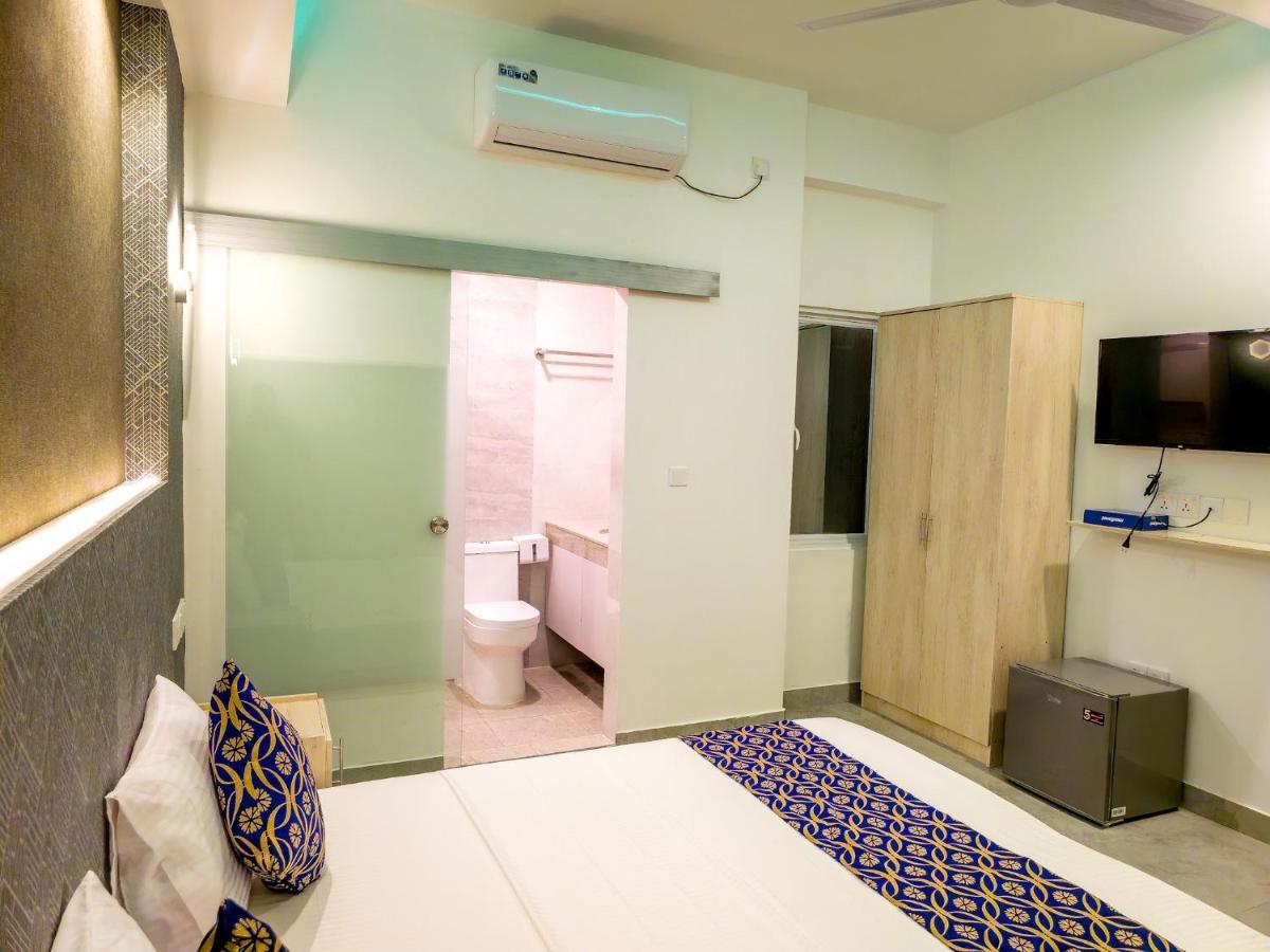 Arora View Hotel Maafushi Exterior photo
